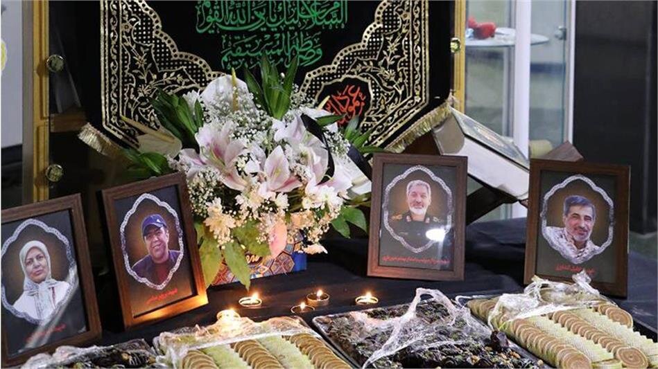 مراسم یادبود شهید سردار بهنام شهریاری و دیگر شهدای صندوق بازنشستگی کشوری برگزار شد 