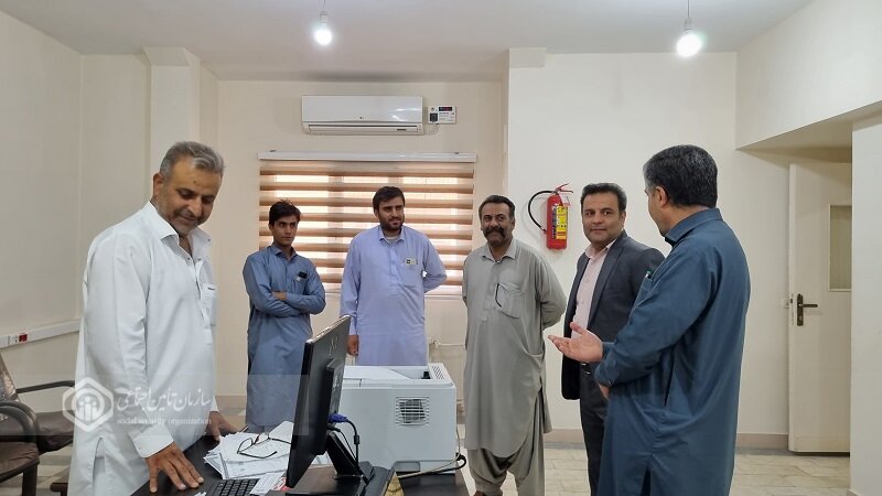 بازدید مدیرکل تامین اجتماعی سیستان و بلوچستان از شعبه خاش 