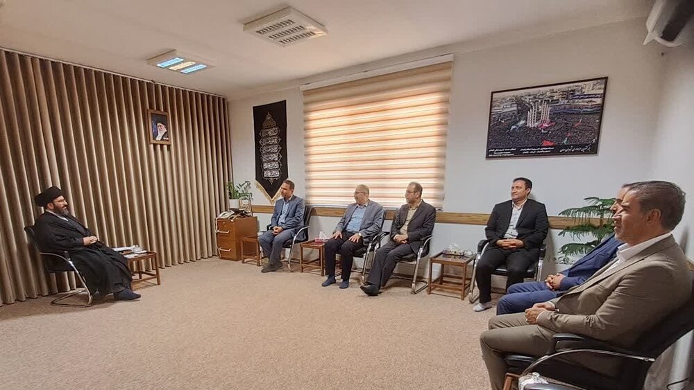 امام جمعه زنجان میزبان مدیران بیمه ودرمان تأمین اجتماعی بود