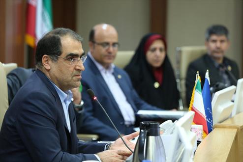 وزیر بهداشت: با کمبود شدید نیروی پرستاری مواجه ایم
