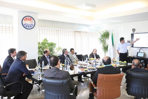 نشست هم اندیشی فعالان اقتصادی ایتالیا با مدیران پتروشیمی جم