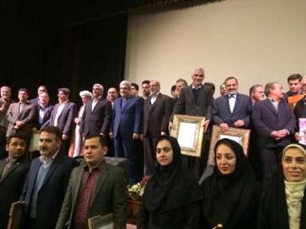 پژوهشگران و فناوران برگزیده سال ٩٥ معرفی شدند