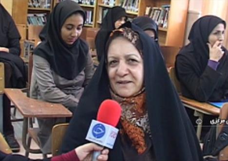 مادری که دانشجوی پسرش شد
