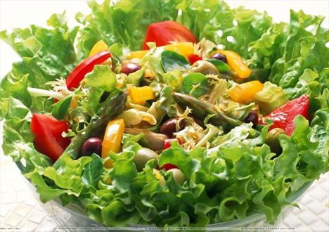 افسردگی ناشی از خوردن سالاد به همراه غذا