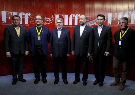 گزارش تصویری از حضور وزیر ارشاد در جشنواره جهانی فیلم فجر