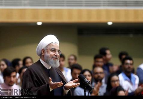 ضیافت افطار ‏جوانان و دانشجویان با روحانی +تصاویر