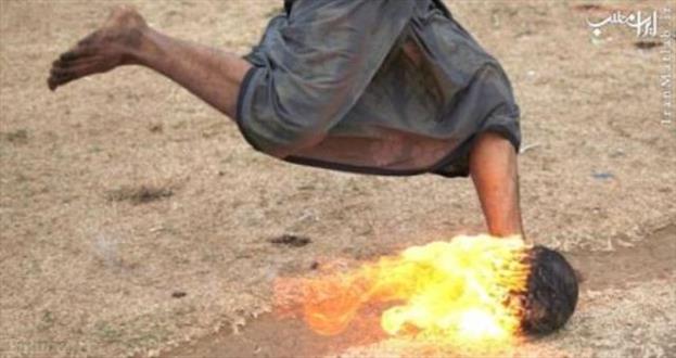 فوتبالی با توپ آتشین+تصاویر
