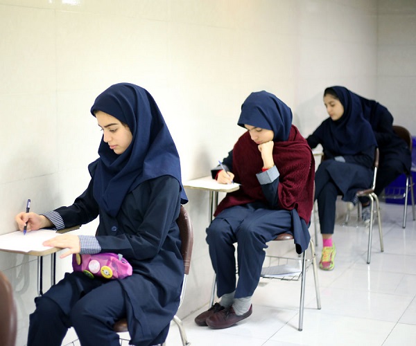 جیغ بنفش آزمون نهایی بر سر آموزش و پرورش
