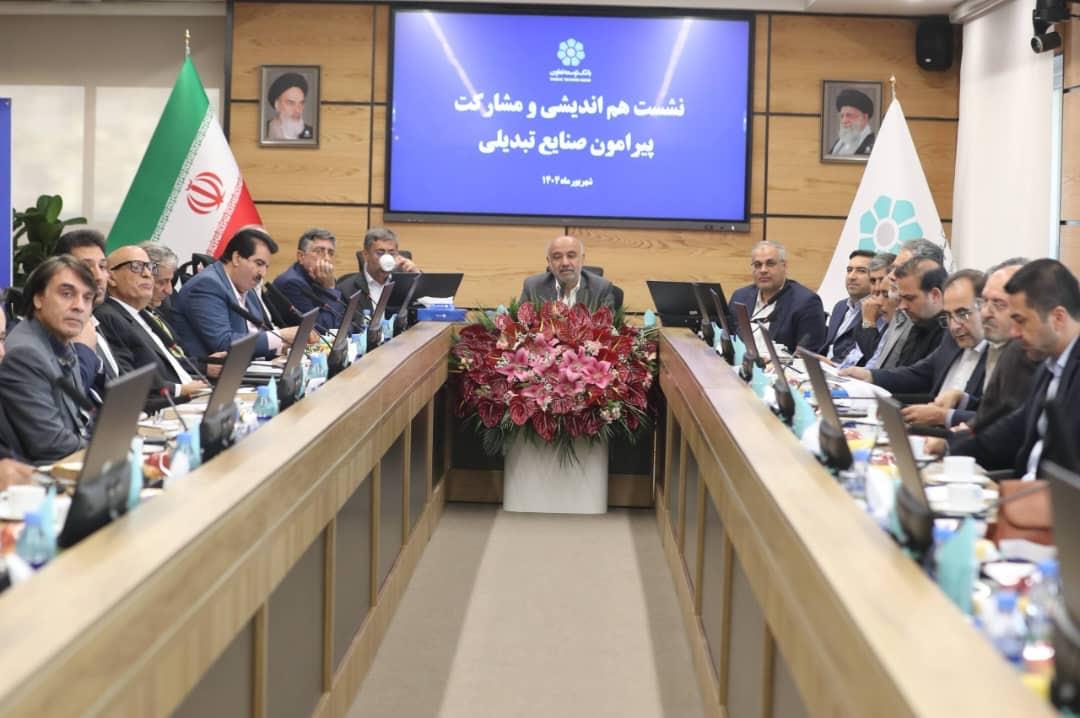 وزارت رفاه پیشگام طرح «طاها» برای پیوند صنایع کوچک و بزرگ