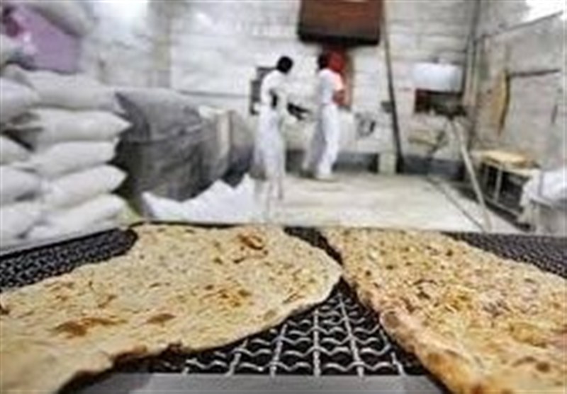 کمبودی در تامین آرد و نان وجود ندارد