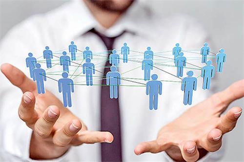 تحولی‌ بنیادین‌ در حکمرانی‌ منابع ‌انسانی‌ با هدف‌ عدالت، ‌کارآمدی‌ و شفافیت