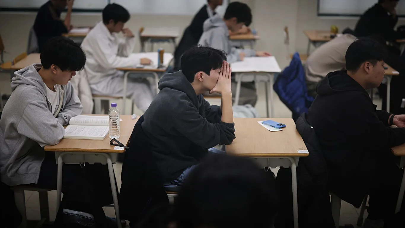 توقف سراسری پروازها؛ آسمان کره جنوبی برای داوطلبان کنکور بسته شد