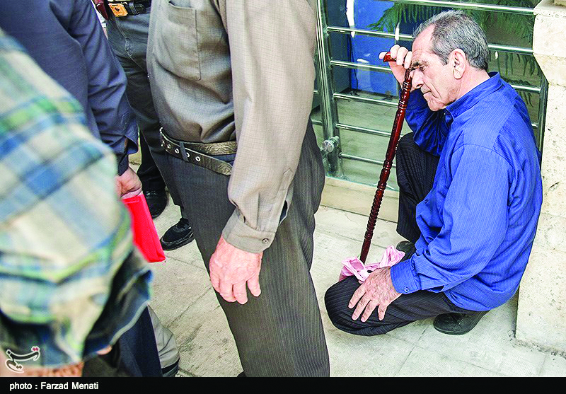 مالباختگان موسسات مالی اعتباری؛ روایتی از بحران بی‌پایان