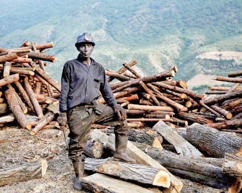 امتیازات و تسهیلات بیمه‌ای در مشاغل سخت چیست؟