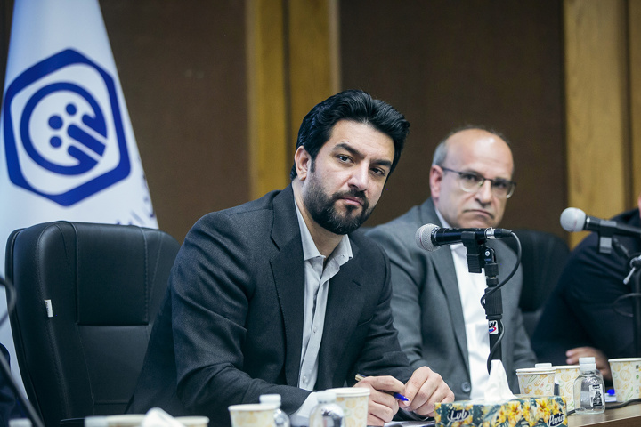 عبور از چالش ها با اصلاحات ساختاری و وصول مطالبات