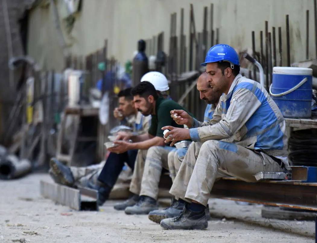 کمبود نیروی کار و بیکاری دو روی سکه بازار کار ایران