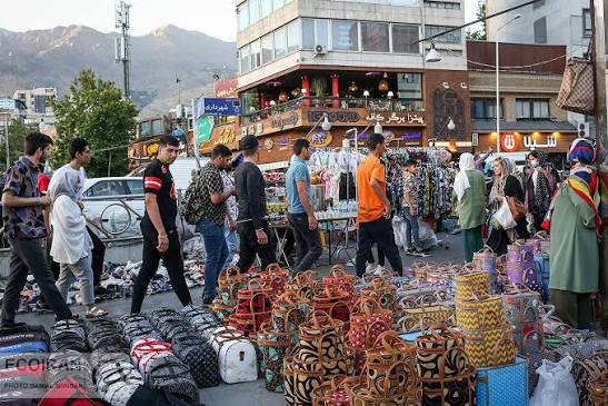ساماندهی دستفروشان بازار تهران وارد مرحله تازه شد؛  در محدوده بازار تهران از ساعت ۱۷ تا ۲۱