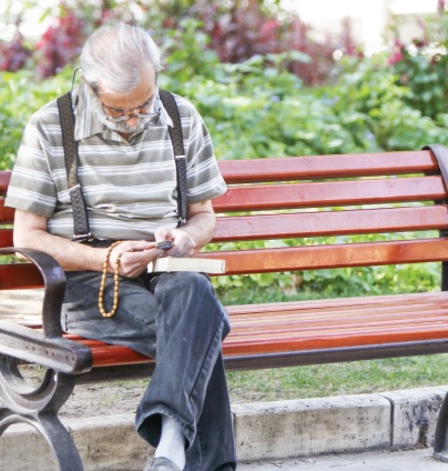 نحوۀ پرداخت تعهدات کوتاه‌مدت به بیمه‌شدگان چگونه است؟