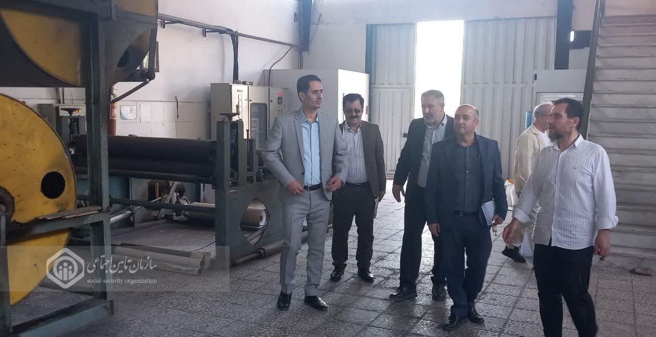 پاسخ میدانی رئیس تامیناجتماعی شفت به مشکلات کارگران و کارفرمایان