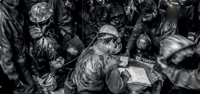 زیستن زندگی‌های حداقلی