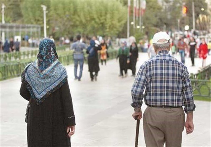 نیازهای سالمندان در پیاده‌روی‌های طولانی