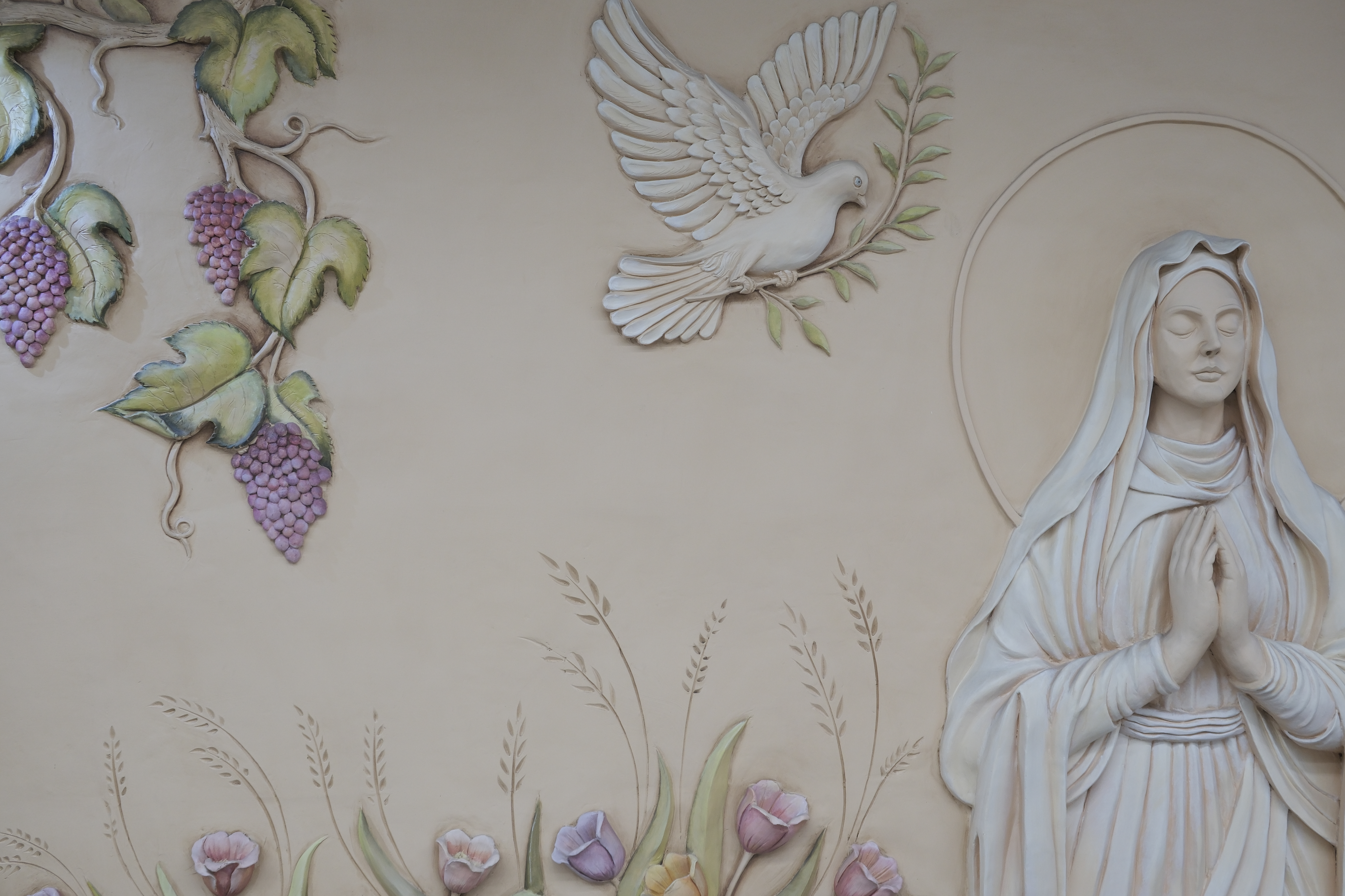 کلیسایی در دل زمین؛ گزارش تصویری از ایستگاه متروی مریم مقدس