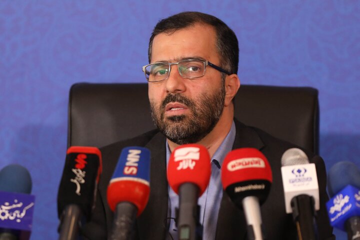 سخنگوی هیات رییسه مجلس: الگوی نظام‌ پرداختی نیروهای شرکتی شکست خورده است