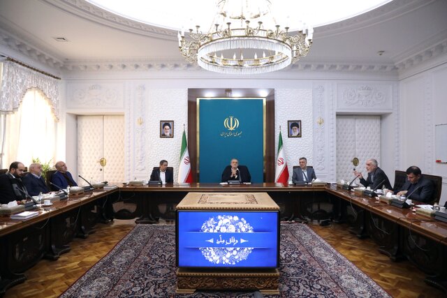 پزشکیان: دولت با قدرت در کنار صنعت دارو خواهد ایستاد