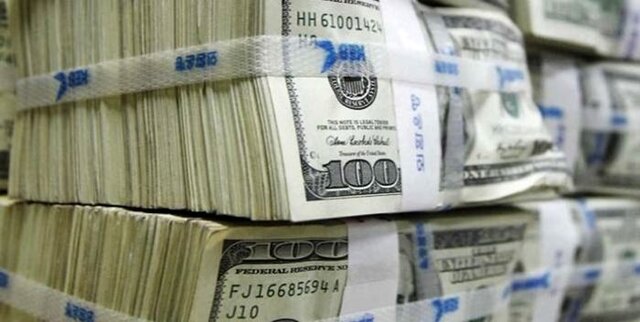 بانک مرکزی برای کنترل دلار دست به کار شد؛ عرضه ارز در بانک‌ها