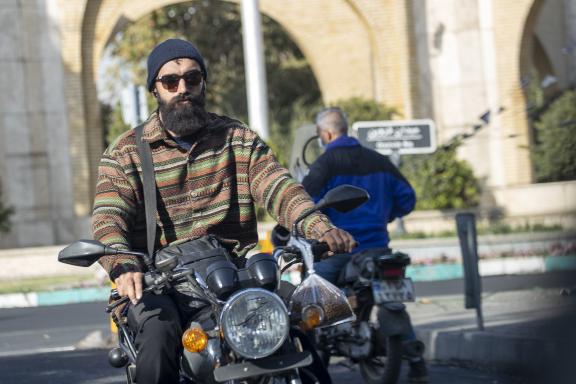 موتورسواران در ضرباهنگ شلوغی‌های تهران