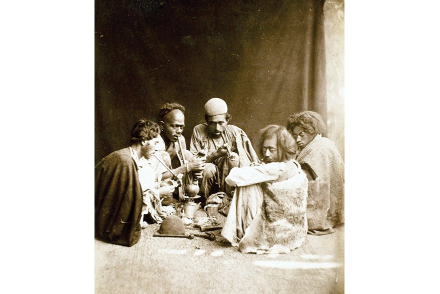 وفور شگفت‌انگیز مواد مخدر در عصر صفوی