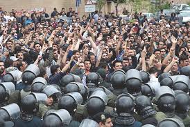 از مطالبه نان تا انفجار خشم