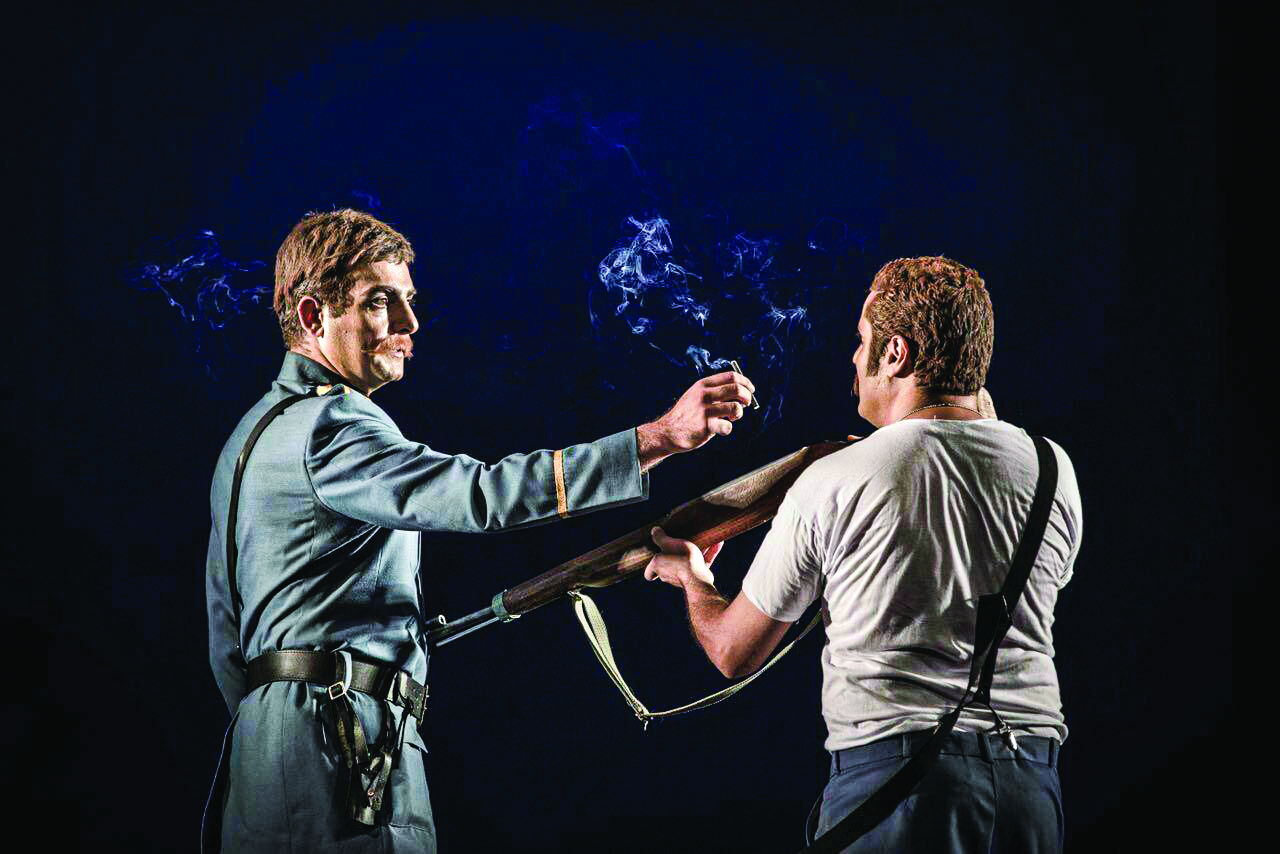 با دل خونین لب خندان بیاور