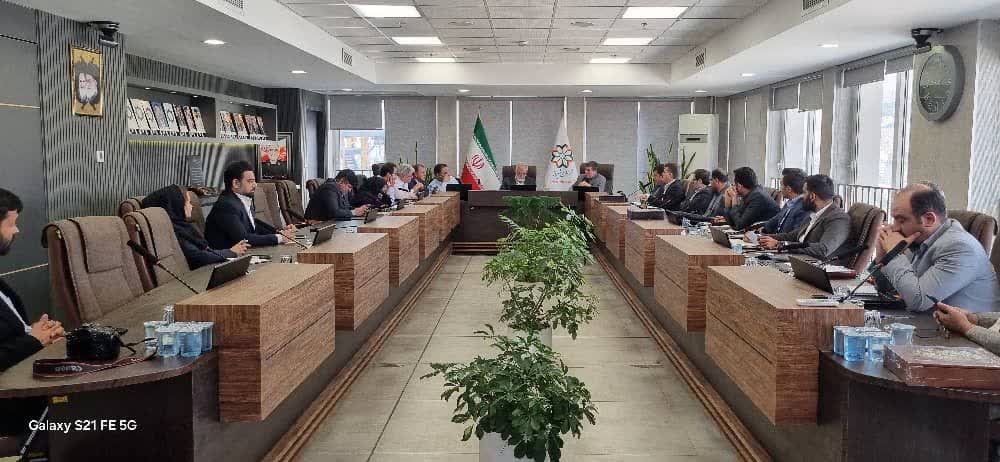 تأکید مدیرکل تأمین اجتماعی فارس بر تسهیل بازنشستگی پاکبانان شیراز