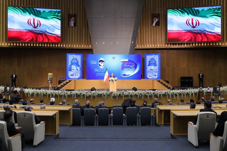 مدرسه‌سازی و مهارت‌آموزی، دو بال ساخت آینده ایران