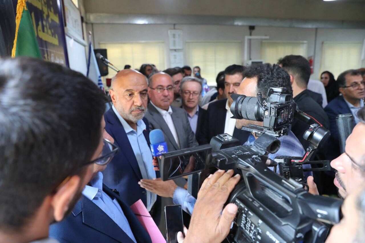 میدری تغییر سیاست‌ها درباره عرضه کالابرگ را تکذیب کرد
