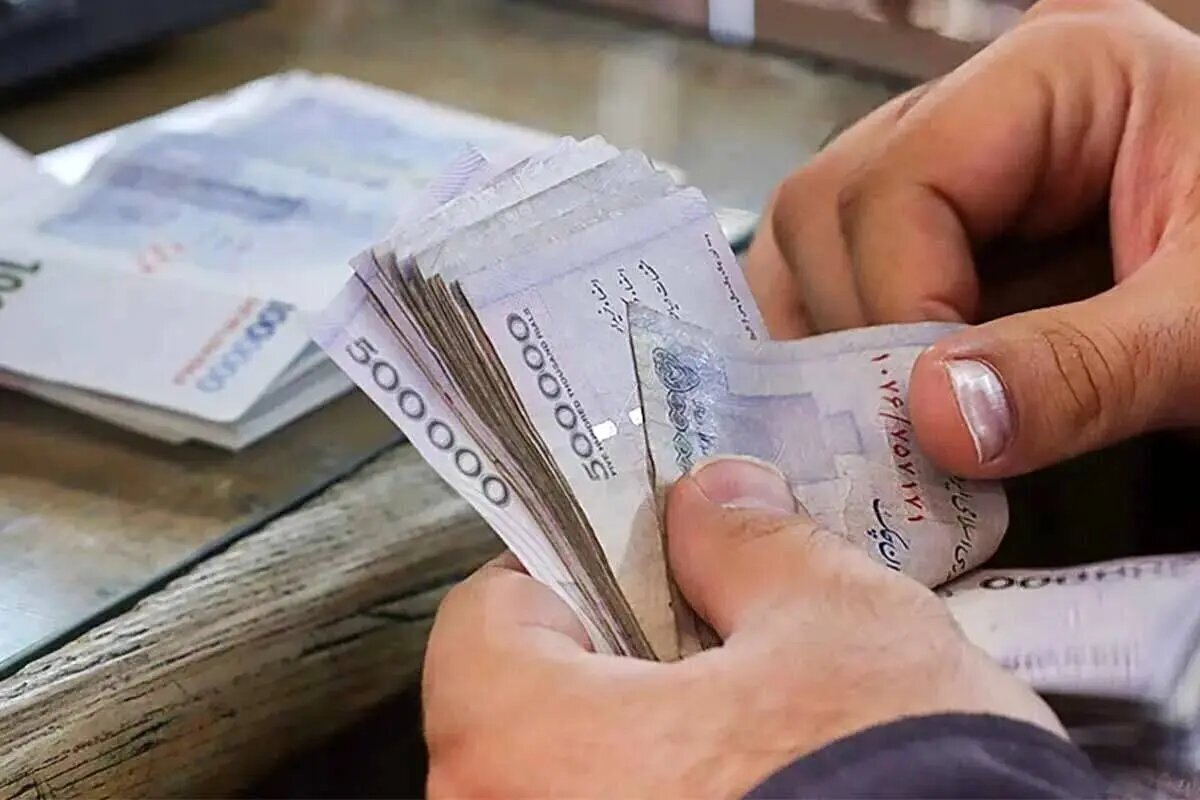 جزئیات دریافتی کارگران در سال جاری/ پایه مزدی و مزایای رفاهی چقدر است؟