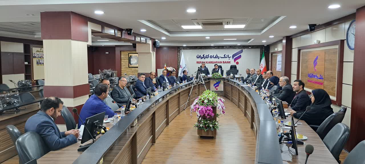 تأکید مدیر درمان کرمان بر ارتقای کیفیت خدمات به بیمه‌شدگان