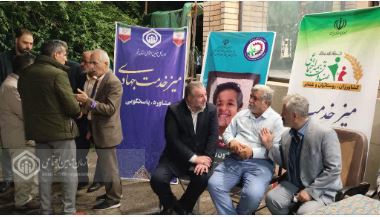 برپایی میز خدمت جهادی تأمین‌اجتماعی قم در موکب کارگری شهید مصطفی لو