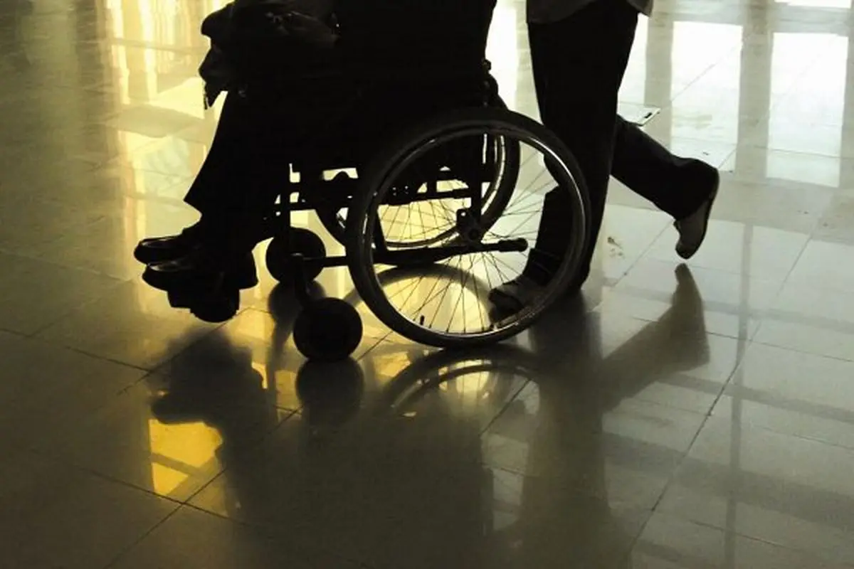 هزینه پرستار ۳۰ میلیون، کمک‌هزینه ۴ میلیون؛ معلولان تنها مانده‌اند