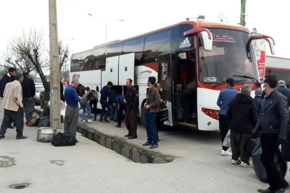 گران‌شدن بلیط اتوبوس برون‌شهری؛ مالیات پنهان حاشیه‌نشین‌ها