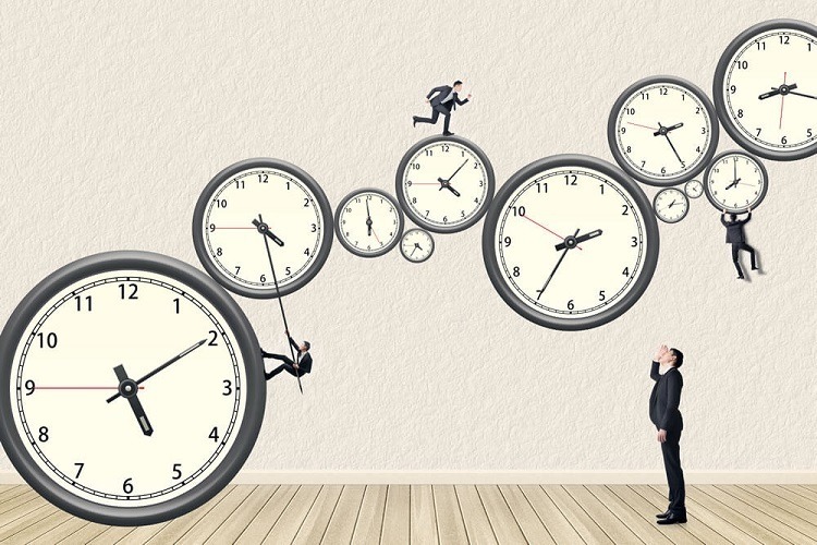فراغت بیشتر، کار کمتر؛ رفاه یا عقب‌نشینی از بازار کار؟