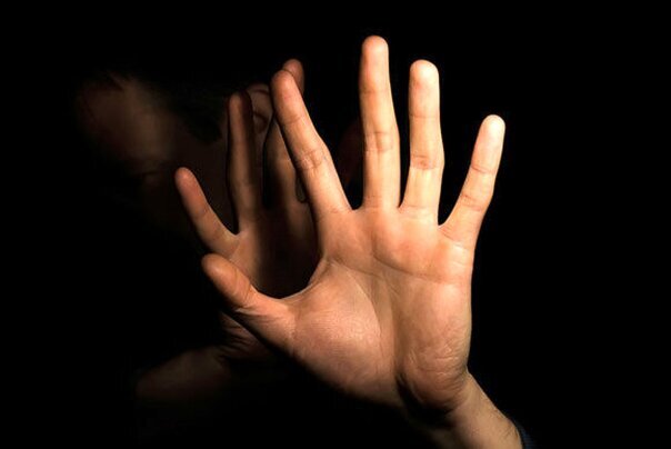 خشونت علیه زنان در طبقه متوسط