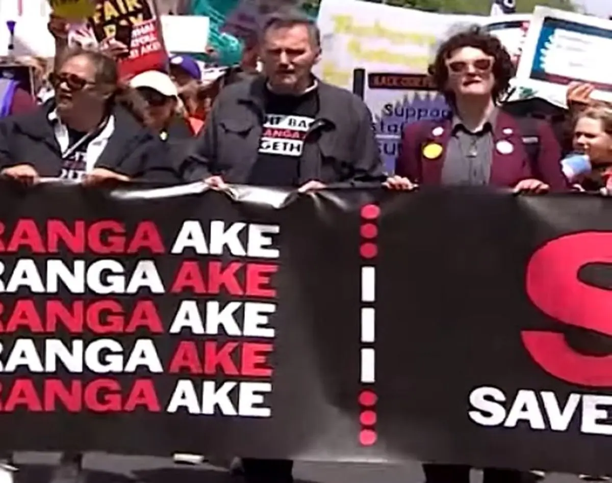 اعتراض گسترده کارمندان دولت نیوزلند به کاهش بودجه درمان