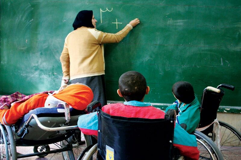 وجود ۱۵ هزار دانش‌آموز بازمانده از تحصیل در آموزش استثنایی