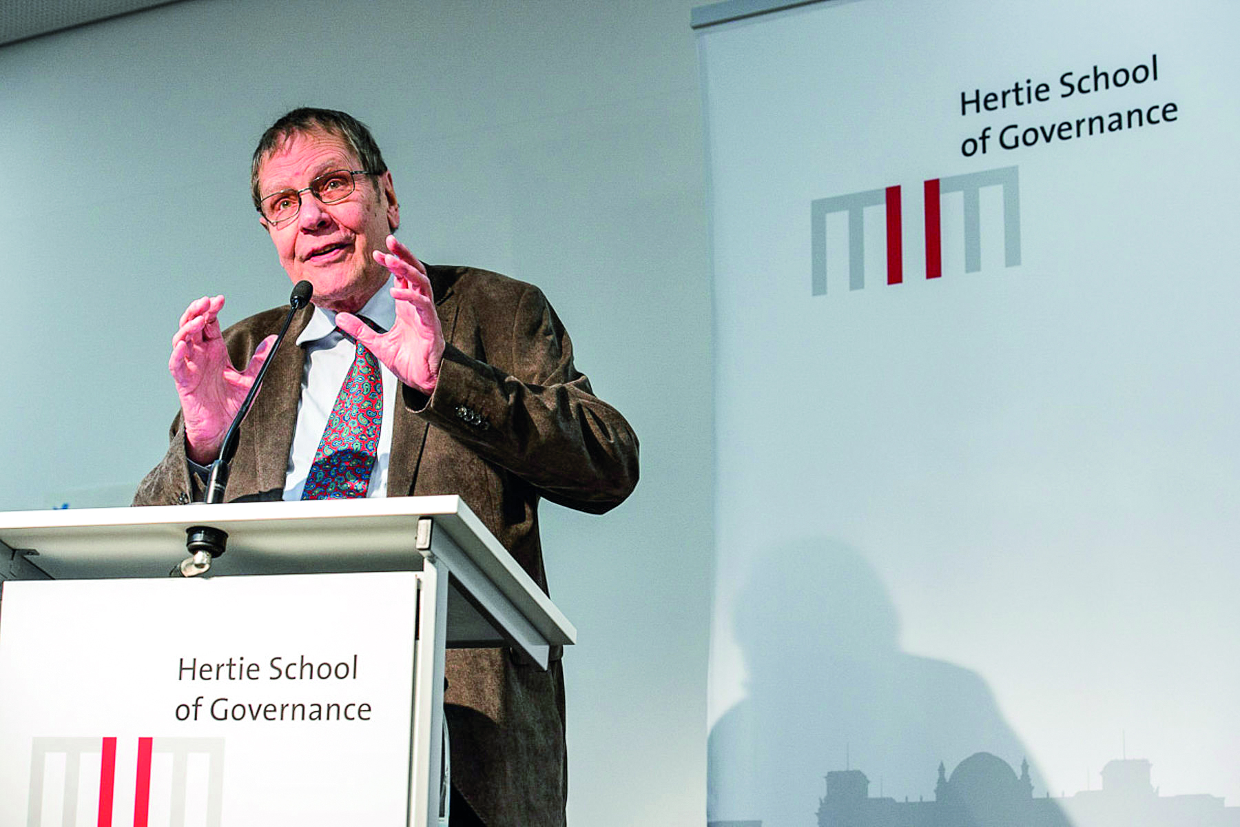 بدون دولت رفاه دموکراسی دوام نمی‌آورد