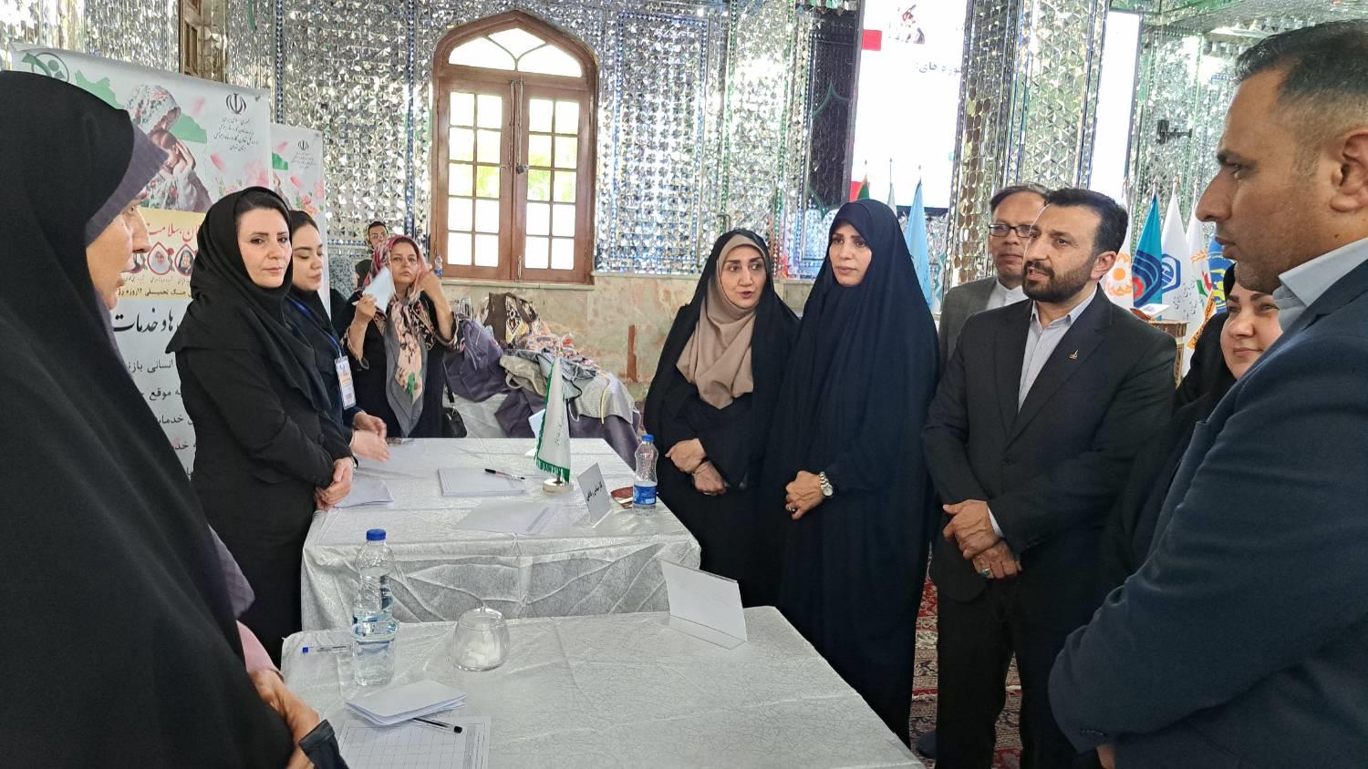 میز خدمت تخصصی صندوق بازنشستگی کشوری در رویداد جهادی زنان برپا شد