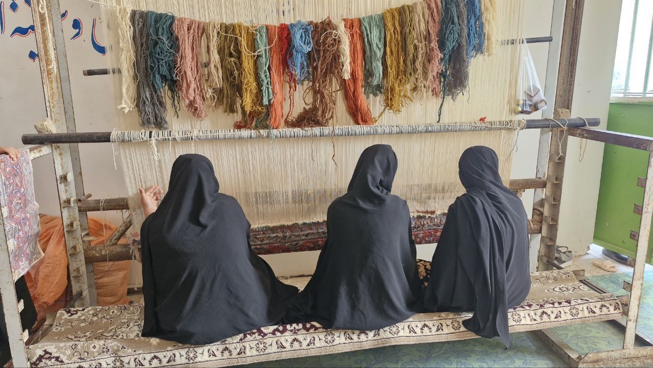 سقوط آرام اقتصاد زنانی که تنها نان‌آور خانه‌اند