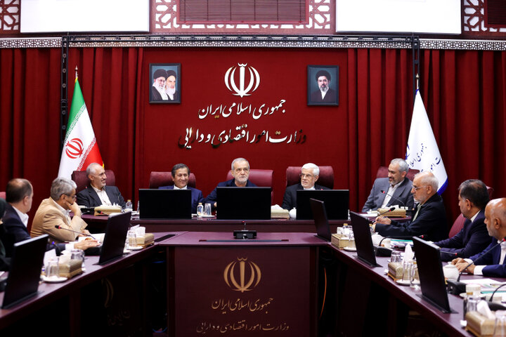 تاکید پزشکیان بر افزایش اعتبار کالابرگ شش دهک درآمدی