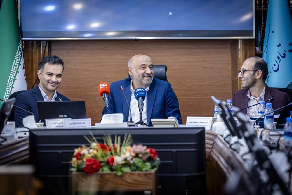 برگزیدگان نمایشگاه عکس و کاریکاتور با محوریت «عدالت شغلی» تقدیر شدند